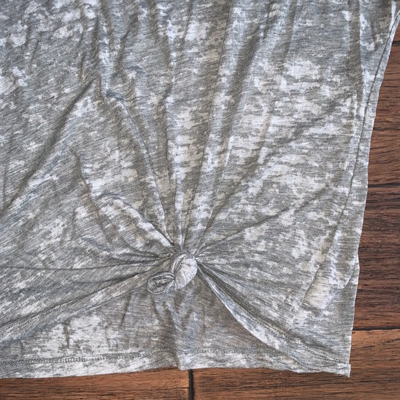 Project Social T Grey Top - Picture 3 of 6